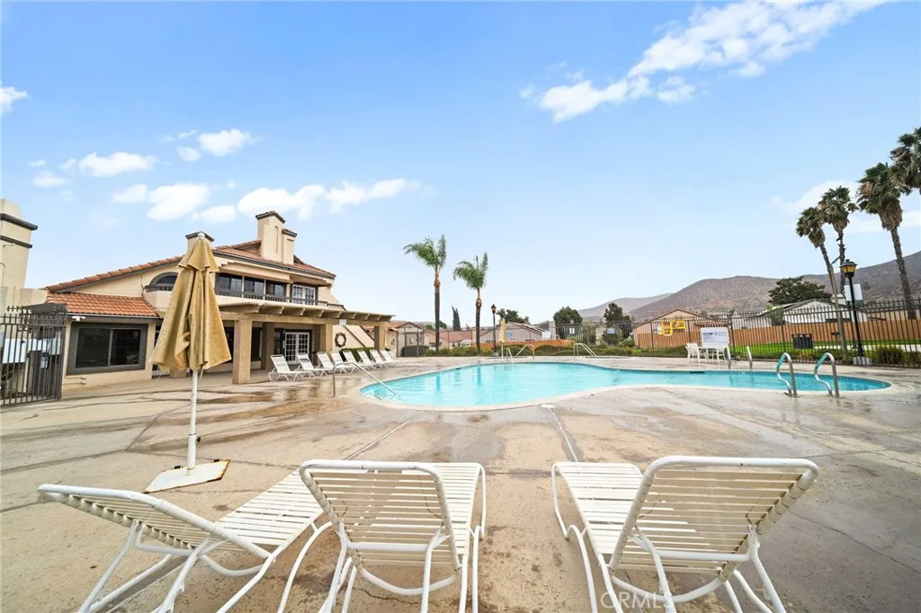 27780 Hillpointe Drive, Menifee, California 92585 home-pic-31